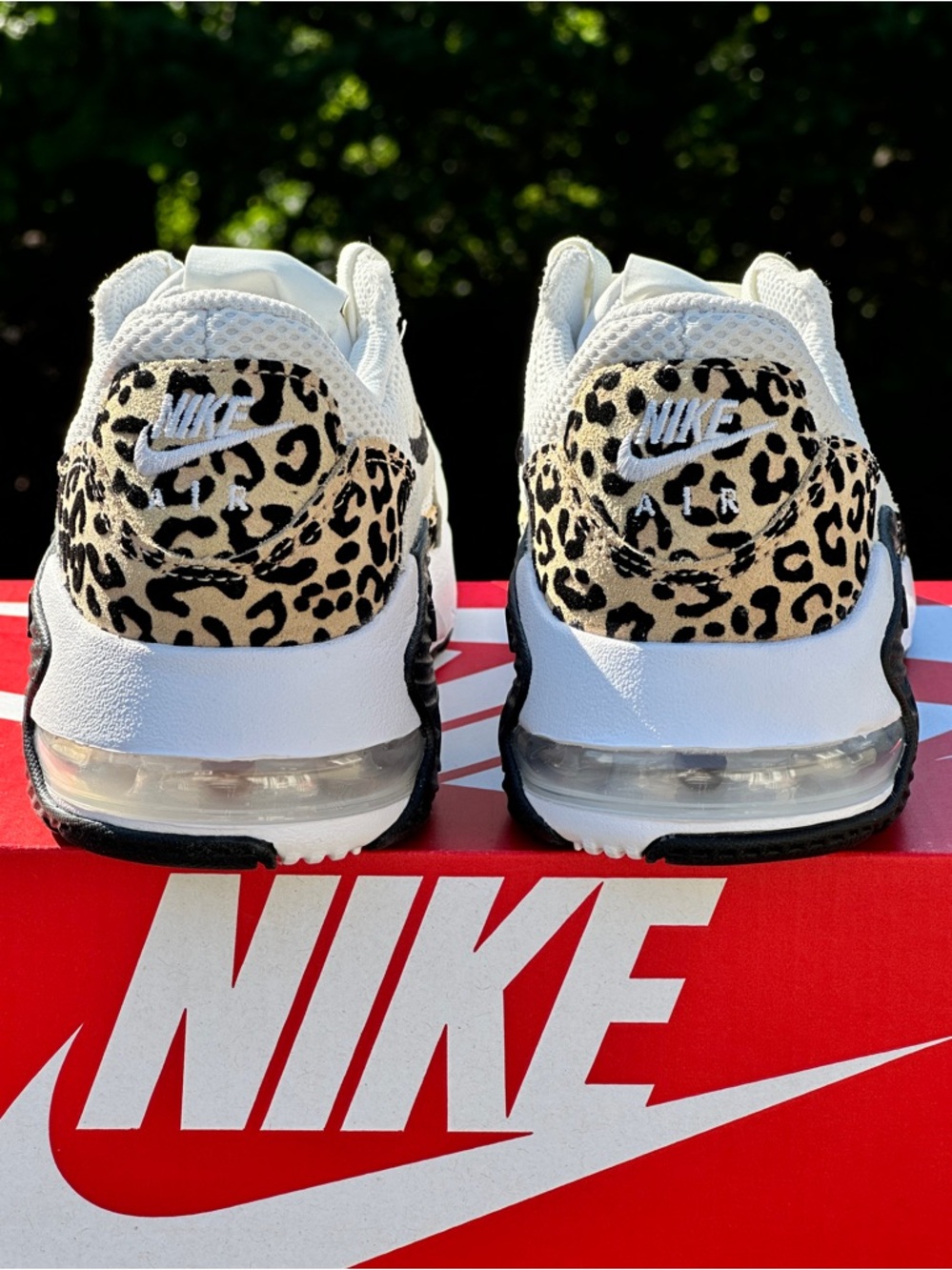Nike Air Max Excee White Leopard Print Lifestyle Casual Sneaker Womens 6.5 NEW - Picture 5 of 9